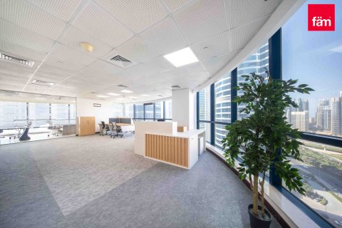 Oficina en alquiler en Dubai, EAU 101.5 m2 № 661863 - foto 1
