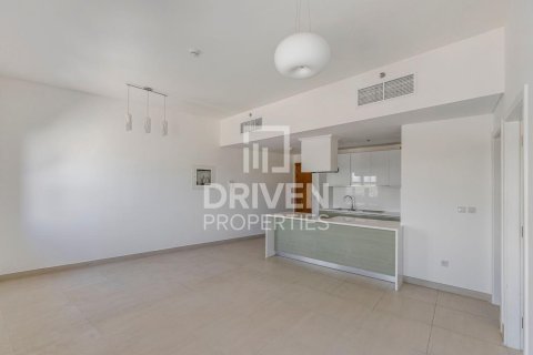 Apartamento para venda em Jumeirah Golf Estates, Dubai, EAU 1 quarto, 72 m2 № 653919 - foto 3