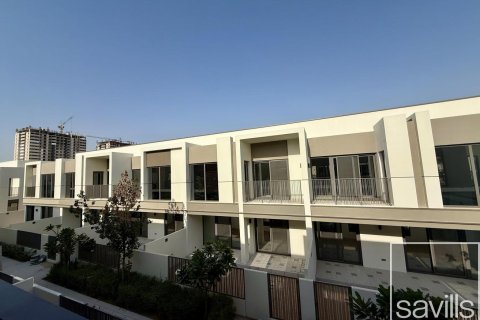 Kaupunkipientalo Tilal Al Ghaf, Dubai, Arabiemiraatit 3 makuuhuonetta, 140 m2 № 646384 - kuva 21