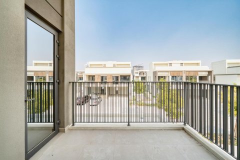 Casa urbana para arrendamento em Tilal Al Ghaf, Dubai, EAU 4 quartos, 219 m2 № 646383 - foto 22