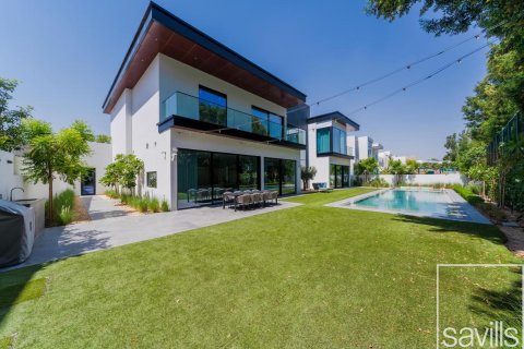 Villa te huur in Al Barari, Dubai, VAE 4 slaapkamers, 1103 vr.m., nr 646385 - foto 1