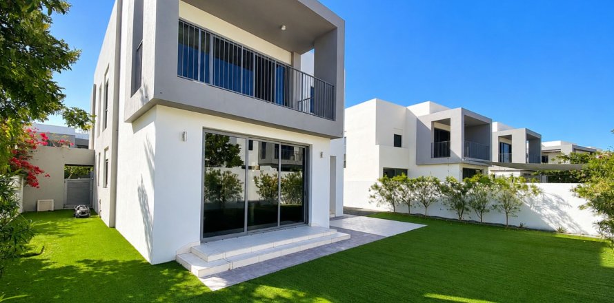 Villa in Dubai Hills Estate, UAE 3 bedrooms, 114.64 sq.m. № 750976