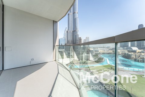 Apartment in Downtown Dubai (Downtown Burj Dubai), Dubai, UAE 3 bedrooms, 173.26 sq.m. № 587450 - photo 21