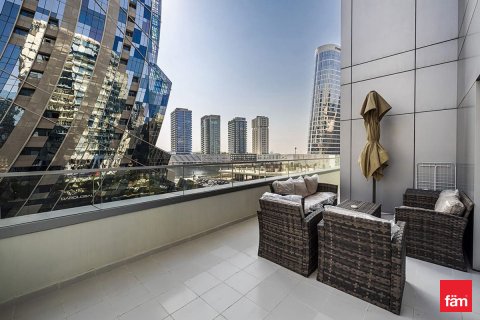 Apartmen di Business Bay, Dubai, UAE 83.5 meter persegi № 662445 - foto 11