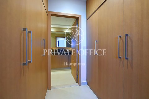 Huoneisto The Hills, Dubai, Arabiemiraatit 3 makuuhuonetta, 202.07981851 m2 № 651471 - kuva 7