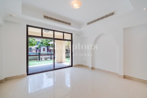 Apartman u Downtown Dubai (Downtown Burj Dubai), UAE 2 spavaćih soba, 203.73906609 m2 Br. 651475 - fotografija 1