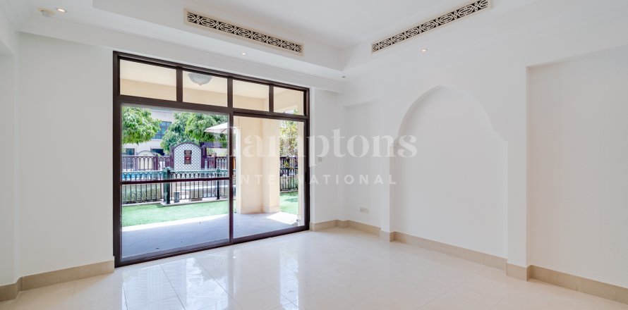 Apartman u Downtown Dubai (Downtown Burj Dubai), UAE 203.739 m2, 2 spavaćih soba Br. 651475