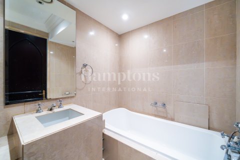 Apartman u Downtown Dubai (Downtown Burj Dubai), UAE 2 spavaćih soba, 203.73906609 m2 Br. 651475 - fotografija 17