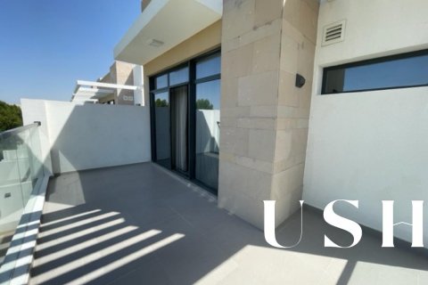 Townhouse in DAMAC Hills (Akoya by DAMAC), Dubai, UAE 3 bedrooms, 150 sq.m. № 623727 - photo 15
