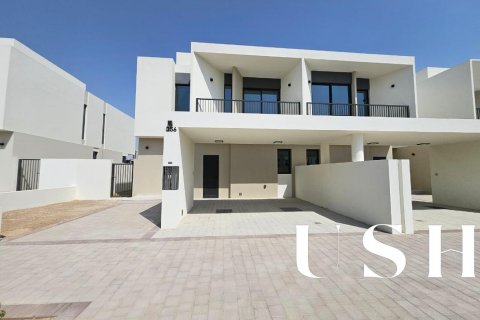 تاون هاوس للبيع في Town Square، دبي، الإمارات العربية المتحدة 4 غرفة نوم ، 447 متر مربع ، رقم 623622 - صورة 1