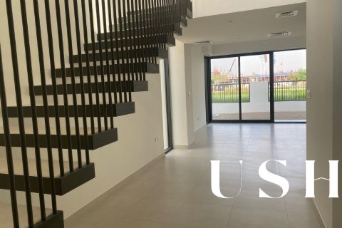 تاون هاوس للبيع في Town Square، دبي، الإمارات العربية المتحدة 4 غرفة نوم ، 447 متر مربع ، رقم 623622 - صورة 3