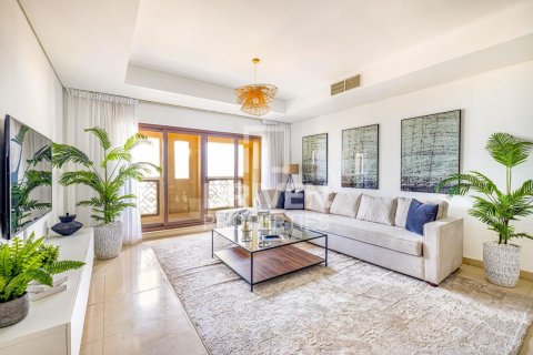 דירה למכירה ב Palm Jumeirah, Dubai, איחוד האמירויות  2 חדרי שינה, 181.72 מ"ר, מספר 756024 - תמונה 2