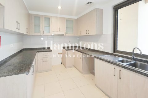 Rumah bandar di Arabian Ranches, Dubai, UAE 3 bilik tidur, 219.90140100 meter persegi № 678848 - foto 9