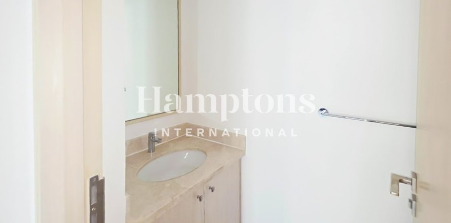 Rumah bandar di Arabian Ranches, Dubai, UAE 3 bilik tidur, 219.901 meter persegi № 678848