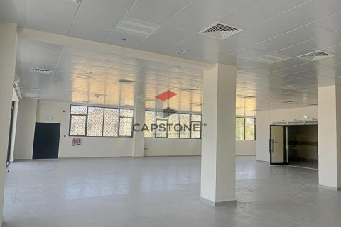 Üürile anda hoone asukohaga Al Mutarad, Al Ain, AÜE: 111 m² Nr 600959 - pilt 8