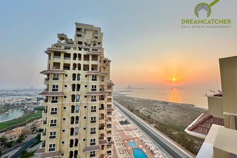 Wohnung zur Miete in Al Hamra Village, Ras Al Khaimah, VAE 3 Schlafzimmer, 218.1 m2 Nr. 588406 - Foto 3