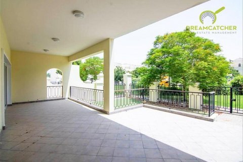 Stadthaus zum Verkauf in Al Hamra Village, Ras Al Khaimah, VAE 4 Schlafzimmer, 250.5 m2 Nr. 588410 - Foto 5