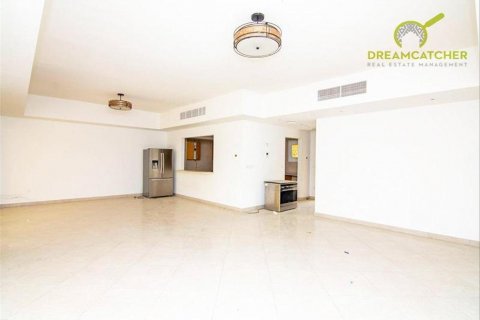 Stadthaus zum Verkauf in Al Hamra Village, Ras Al Khaimah, VAE 4 Schlafzimmer, 250.5 m2 Nr. 588410 - Foto 8
