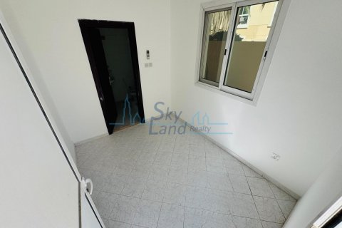 Вилла Умм-Сукейм, Дубай, БАӘ-да 4 жатын бөлмелер, 418.1 м² № 632279 - фото 21