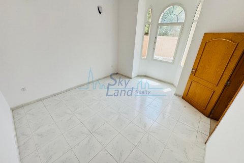 Vila v Umm Suqeim, Dubai, SAE 5 ložnice, 464.5 m² Č.: 632281 - fotografie 8