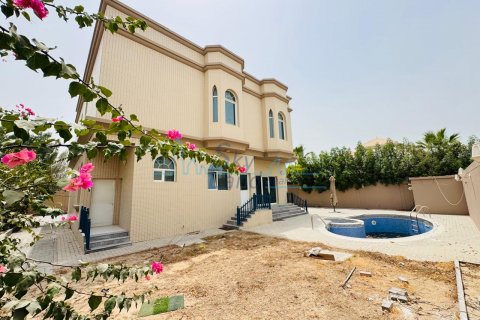 Vila v Umm Suqeim, Dubai, SAE 5 ložnice, 464.5 m² Č.: 632281 - fotografie 19