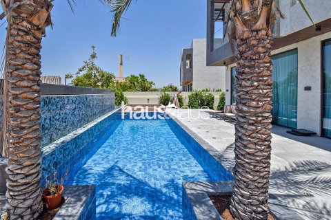Villa in Dubai Hills Estate, Dubai, UAE 6 bedrooms, 1423 sq.m. № 625996 - photo 3
