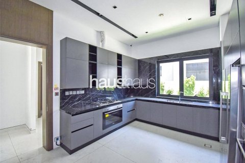 Villa in Dubai Hills Estate, Dubai, UAE 6 bedrooms, 1423 sq.m. № 625996 - photo 7