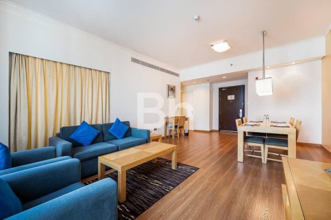 Apartemen di Jumeirah Lake Towers, Dubai, UEA 1 kamar tidur, 99 m2 nomor 645350 - foto 1