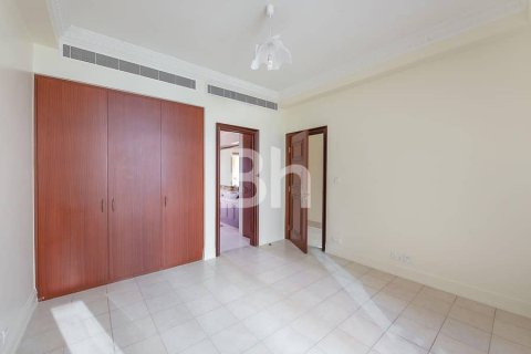 Villa in Dubai Marina, UAE 3 bedrooms, 408 sq.m. № 645351 - photo 9