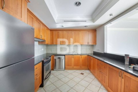 Villa in Dubai Marina, UAE 3 bedrooms, 408 sq.m. № 645351 - photo 6