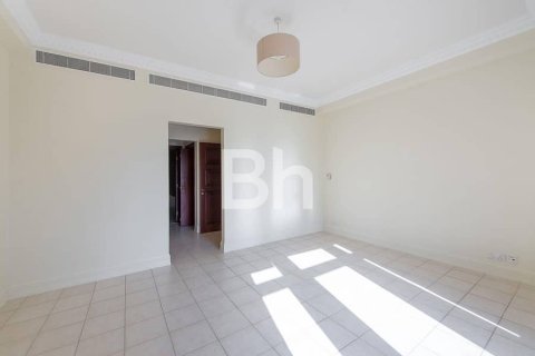 Villa in Dubai Marina, UAE 3 bedrooms, 408 sq.m. № 645351 - photo 14