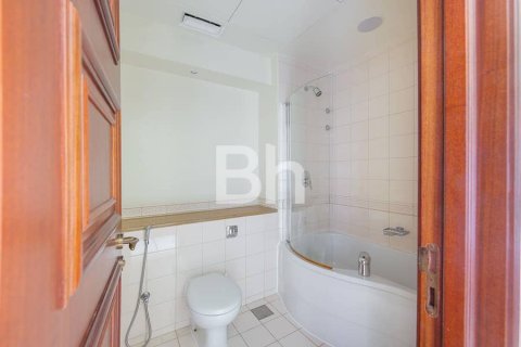 Villa in Dubai Marina, UAE 3 bedrooms, 408 sq.m. № 645351 - photo 17