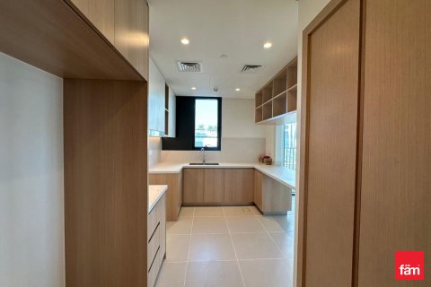 Пәтер Дубай, БАӘ-да 3 жатын бөлмелер, 153.1 м² № 694138 - фото 6