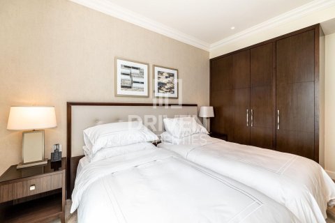 Apartamento en alquiler en Downtown Dubai (Downtown Burj Dubai), Dubai, EAU 2 dormitorios, 134.34 m2 № 745341 - foto 9