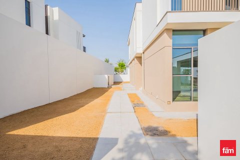 Villa itt: Al Furjan, Dubai, EAE, 4 hálószoba, 419.6 m², azonosító: 647649 - fénykép 19