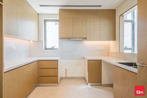 Villa itt: Al Furjan, Dubai, EAE, 4 hálószoba, 419.6 m², azonosító: 647649 - fénykép 4