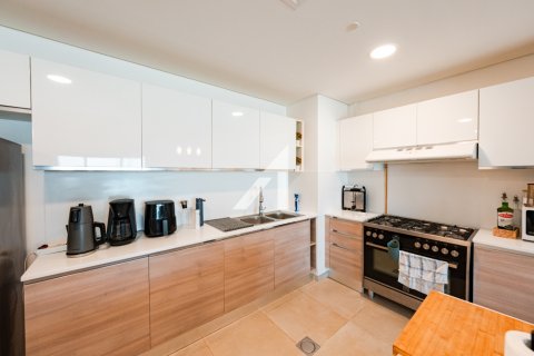 Apartament në Dubai, Emiratet e Bashkuara Arabe 2 dhoma gjumi, 127.4 m2. № 646033 - Foto 18