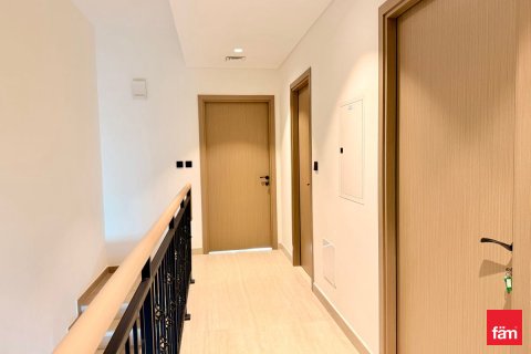 Rijtjeshuis te huur in Dubai, VAE 4 slaapkamers, 144 vr.m., nr 694165 - foto 6