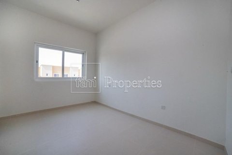 Villetta a schiera in affitto a Dubai, EAU 3 camere da letto, 153 mq. № 694160 - foto 9