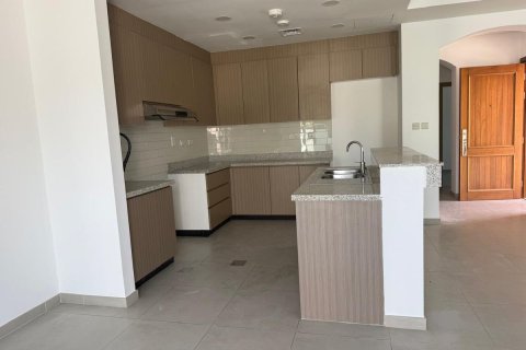 Villetta a schiera in affitto a Dubai, EAU 3 camere da letto, 153 mq. № 694160 - foto 2