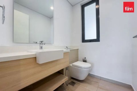 Villetta a schiera in affitto a Dubai, EAU 3 camere da letto, 252 mq. № 694163 - foto 18