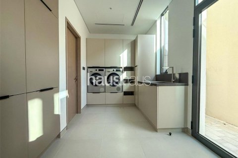 Vilë në Tilal Al Ghaf, Dubai, Emiratet e Bashkuara Arabe 6 dhoma gjumi, 605 m2. № 625745 - Foto 7