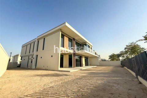 Vilë në Tilal Al Ghaf, Dubai, Emiratet e Bashkuara Arabe 6 dhoma gjumi, 605 m2. № 625745 - Foto 1
