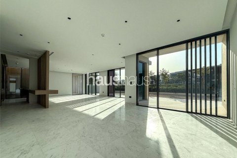 Vilë në Tilal Al Ghaf, Dubai, Emiratet e Bashkuara Arabe 6 dhoma gjumi, 605 m2. № 625745 - Foto 4