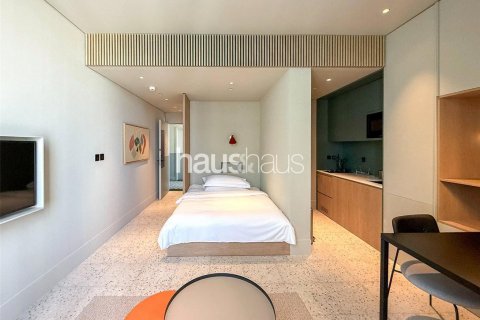 Apartment in Business Bay, Dubai, UAE 1 room, 35 sq.m. № 625624 - photo 2