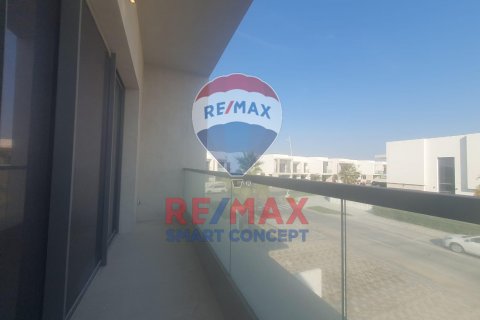 Vila na Yas Island, Abu Dhabi, SAE 4 ložnice, 450 m² Č.: 580375 - fotografie 7