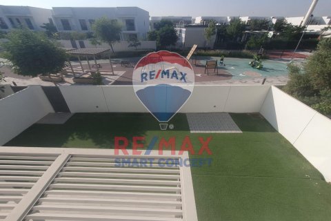 Vila na Yas Island, Abu Dhabi, SAE 4 ložnice, 450 m² Č.: 580375 - fotografie 11