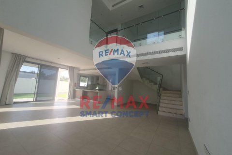 Vila na Yas Island, Abu Dhabi, SAE 4 ložnice, 450 m² Č.: 580375 - fotografie 2