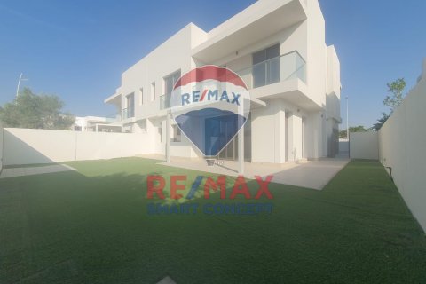 Vila na Yas Island, Abu Dhabi, SAE 4 ložnice, 450 m² Č.: 580375 - fotografie 28