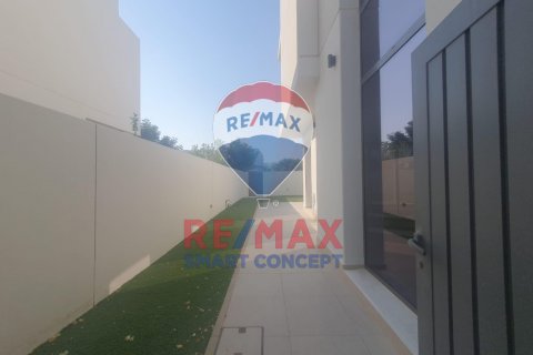 Vila na Yas Island, Abu Dhabi, SAE 4 ložnice, 450 m² Č.: 580375 - fotografie 29